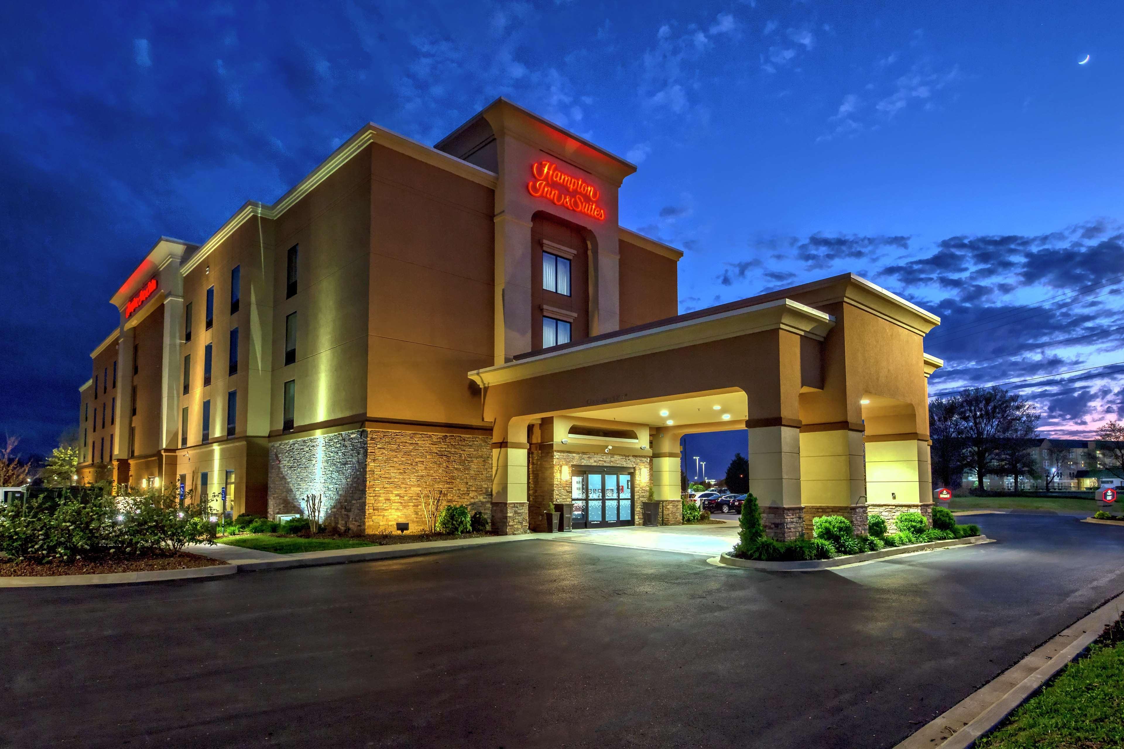 Hampton Inn & Suites Clarksville Exterior foto